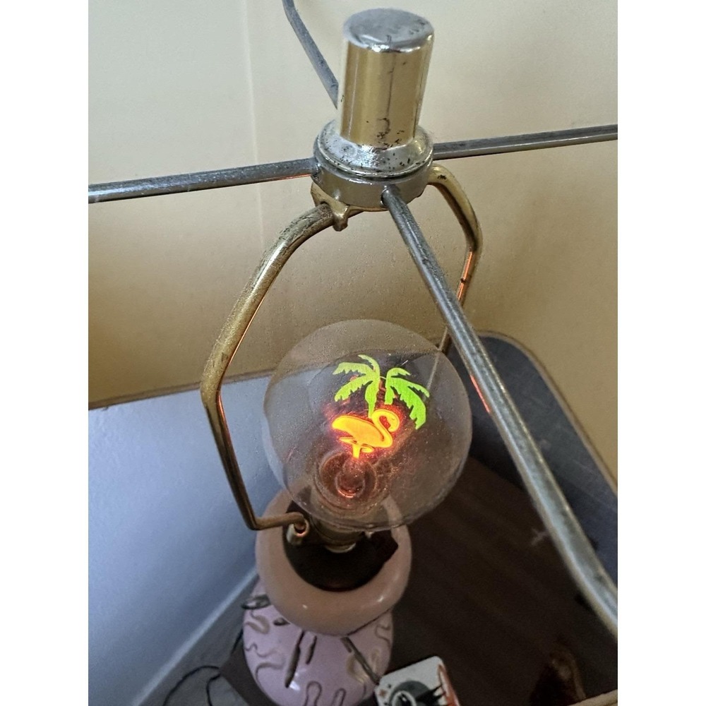 Vintage 1998 Flamingo Light Bulb Neon Pink Paradise Green Palm Tree NOS